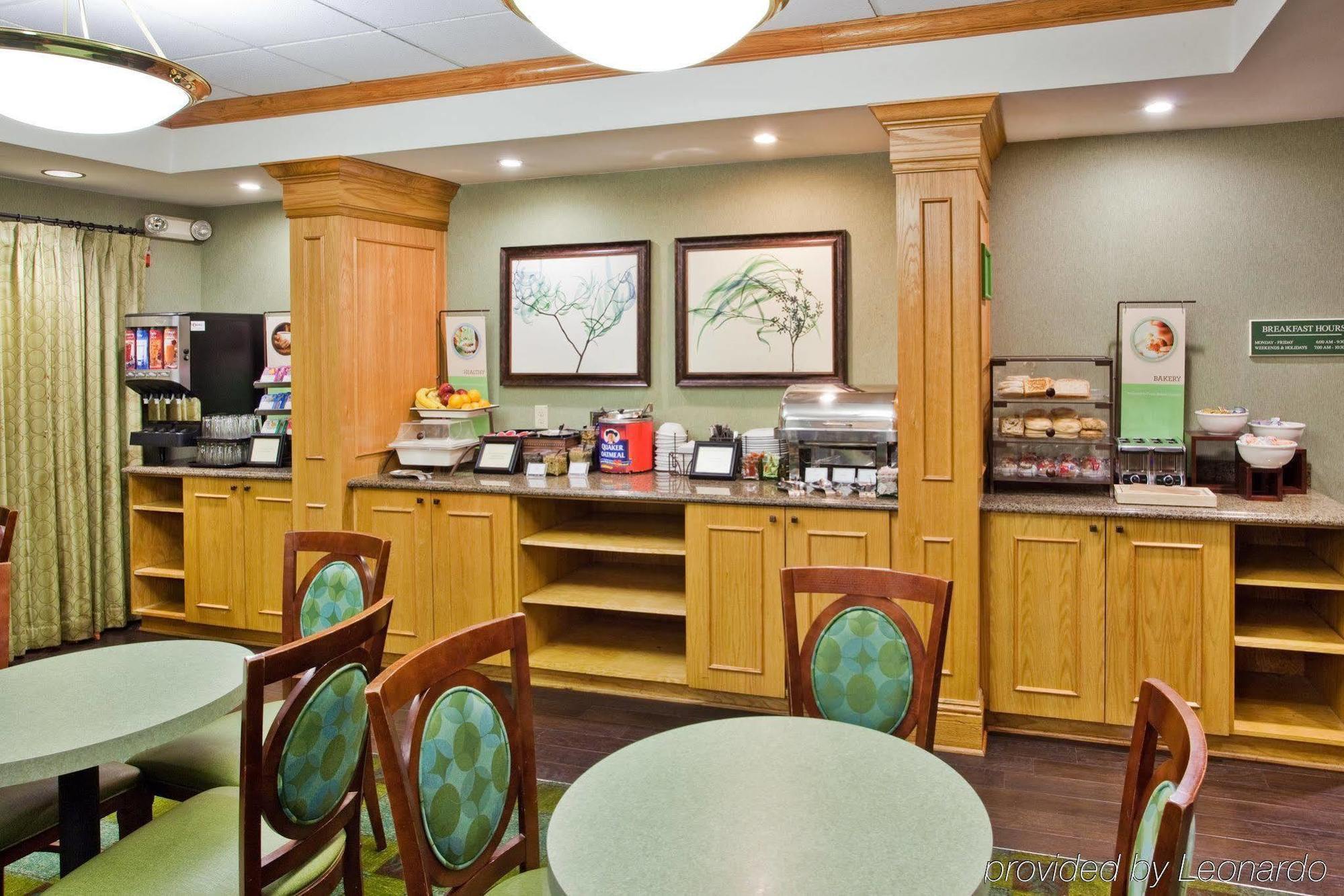 Holiday Inn Express Hotel & Suites Atlanta Buckhead By Ihg Ngoại thất bức ảnh