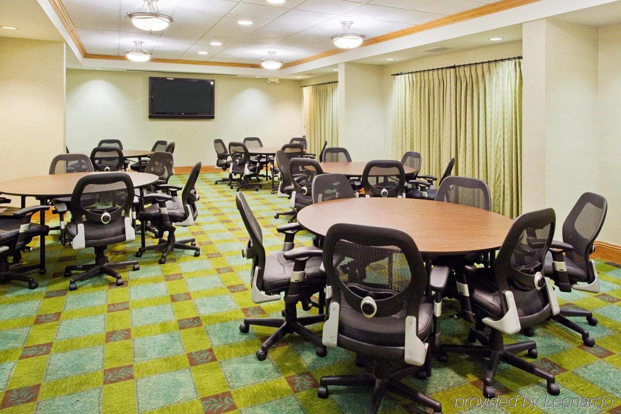 Holiday Inn Express Hotel & Suites Atlanta Buckhead By Ihg Ngoại thất bức ảnh
